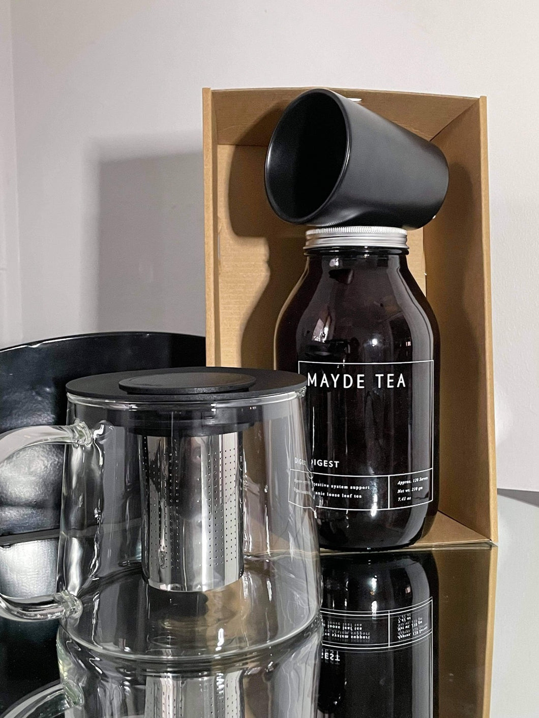 Tea Lover kit with Large amber jar of MAYDE TEA